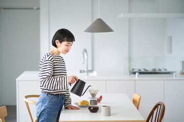 自分らしさを叶えるキッチンリノベーション|神奈川のTHE EDGEが提案する理想の住まい |THE EDGE
